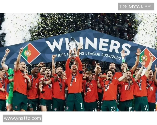 全球足球巨星聚集各国队伍纵横世界杯赛场荣耀之路