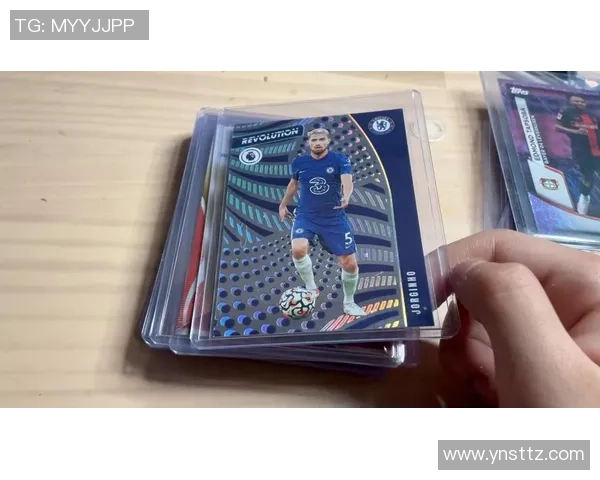 金卡闪耀绿茵记忆揭秘足球球星卡收藏背后的激情与价值